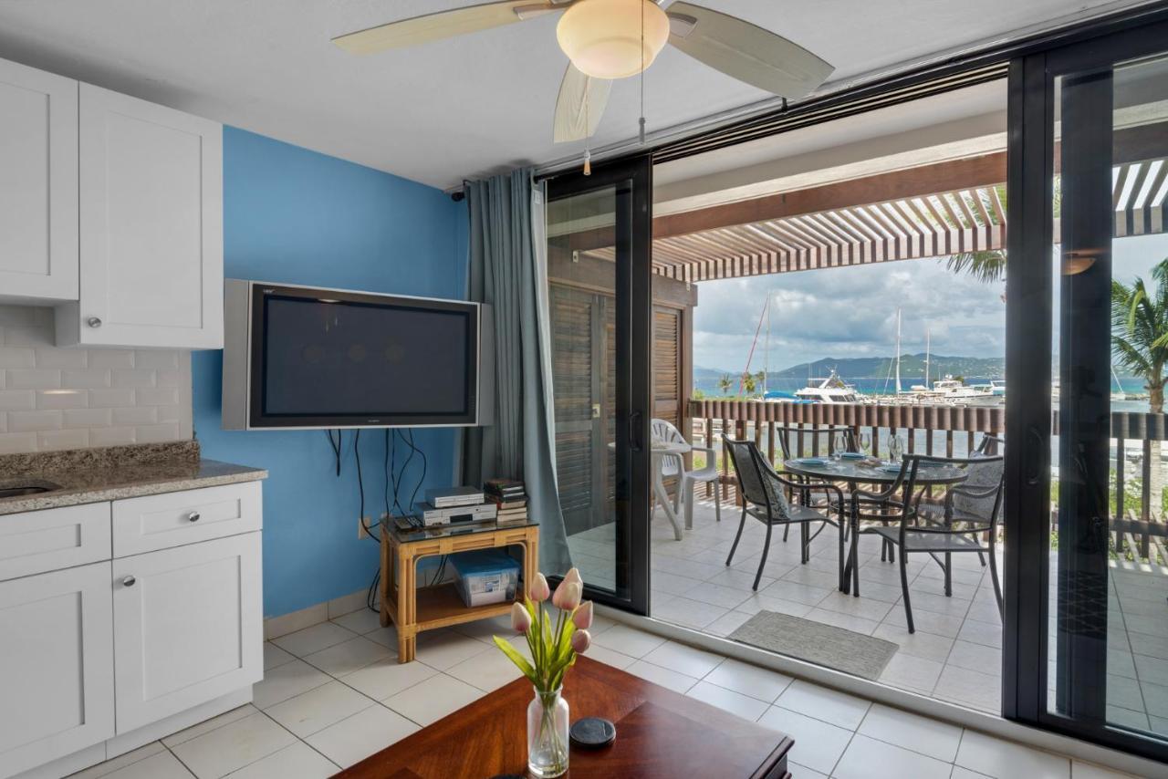 Sapphire Beach Resort East End  Екстериор снимка