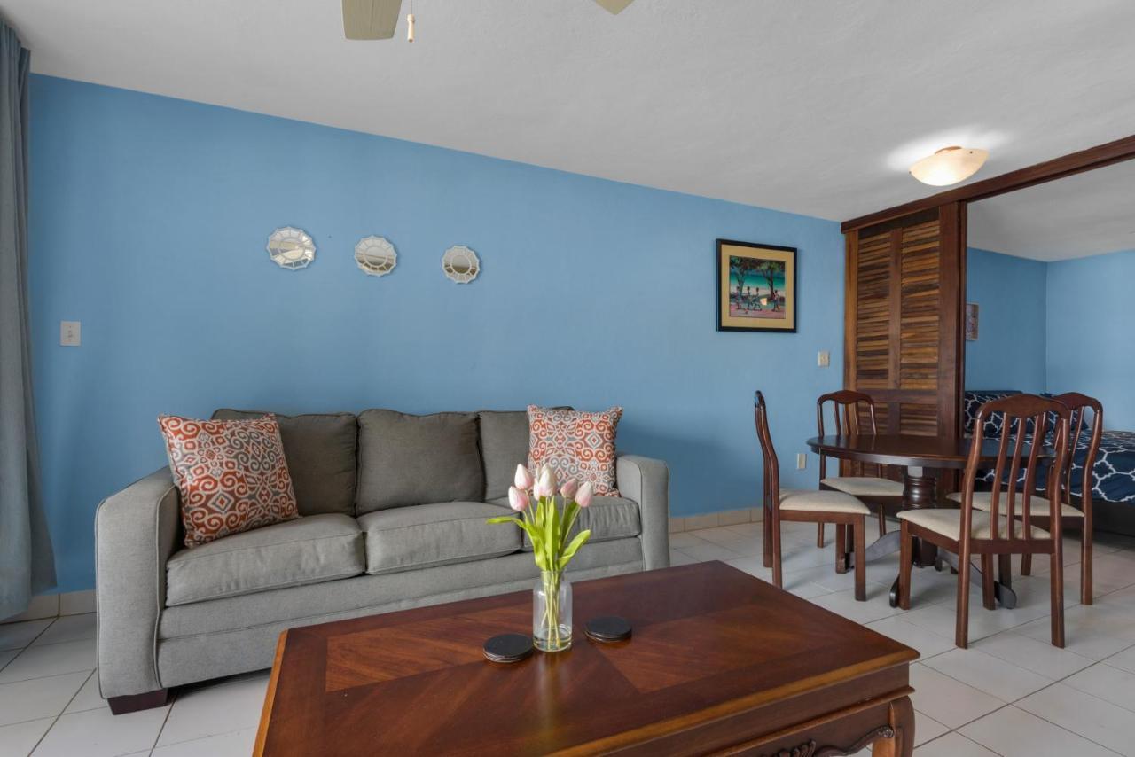Sapphire Beach Resort East End  Екстериор снимка